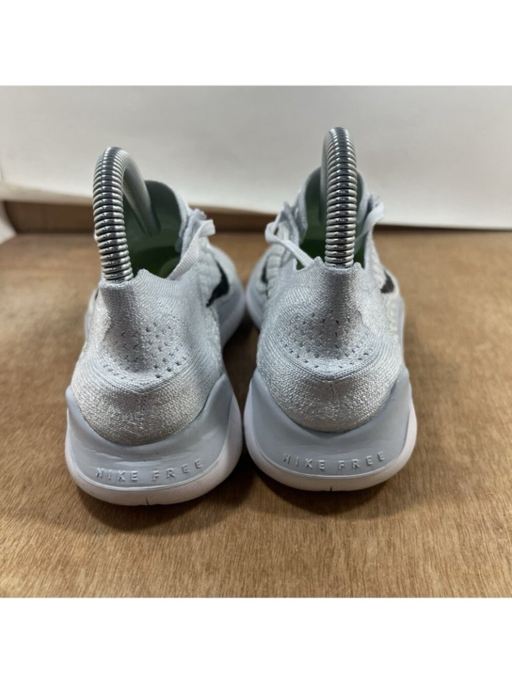 Nike Free RN Flyknit 2018 Women's Size 7 Running Shoes Pure Platinum White Gray - Picture 3 of 9